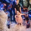 Папір для паперового шоу в Ужгороді9