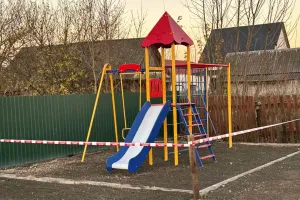 Дитячий майданчик на території храму в с.Балашівка