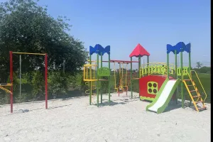 Дитячий Майданчик та Турнік в С. Макарівка